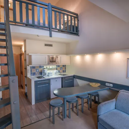 Kalma, Kalma Villa, Hotel 3*