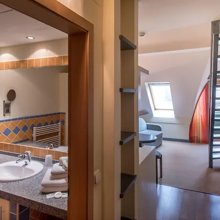 Kalma, Kalma Villa,