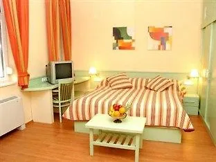 Kalma, Kalma Villa, Hévíz