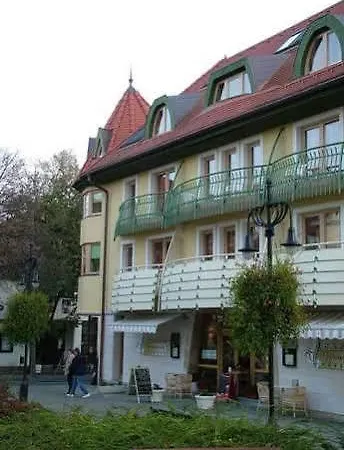 Kalma, Kalma Villa,